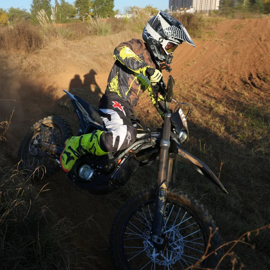 SURRON ULTRA BEE X HP OFF ROAD VERSION ELECTRIC MOTORBIKE [2025]