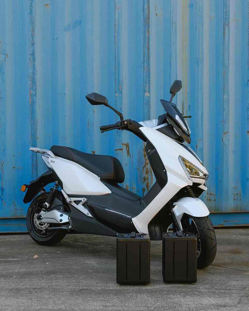 Load image into Gallery viewer, Benzina Zero Sport e moped adelaide
