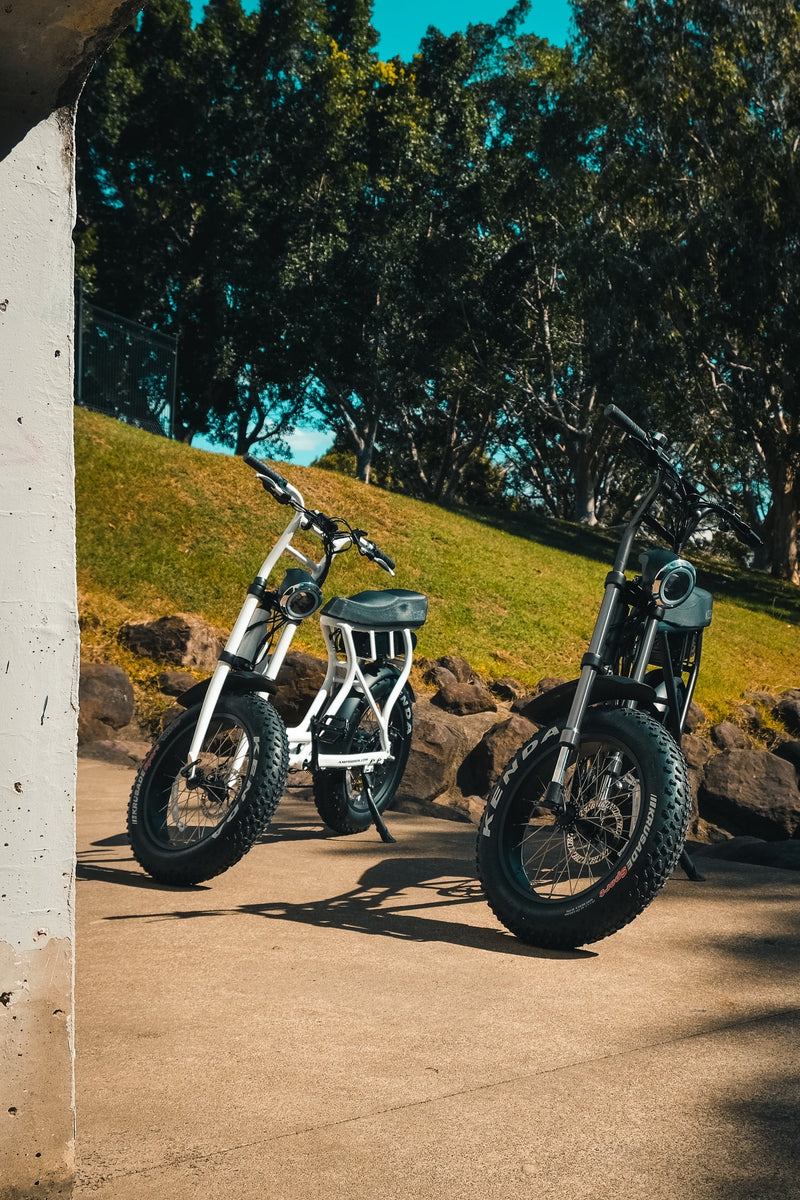 Load image into Gallery viewer, ace x ebike outdoors
