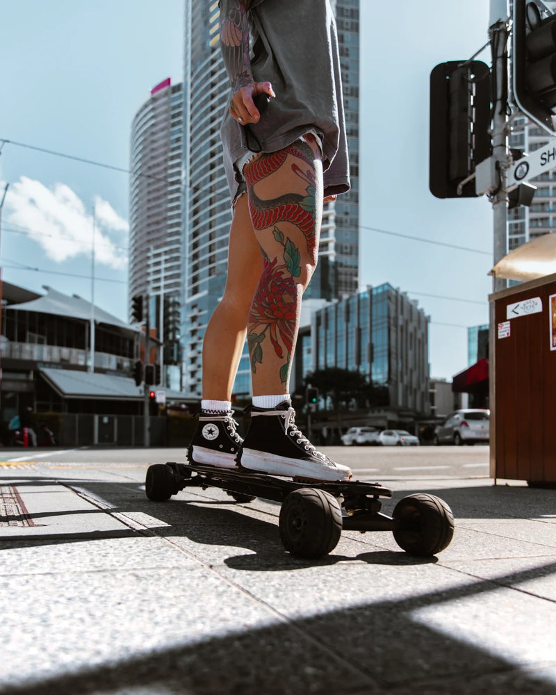 Load image into Gallery viewer, vortex bamboo belt electric skateboard
